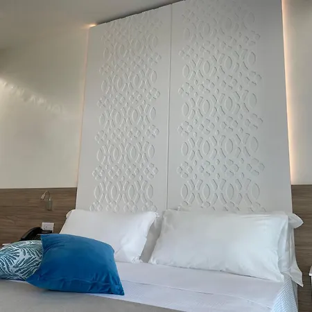 Marelive - Cdshotels Torre dell'Orso Exterior foto